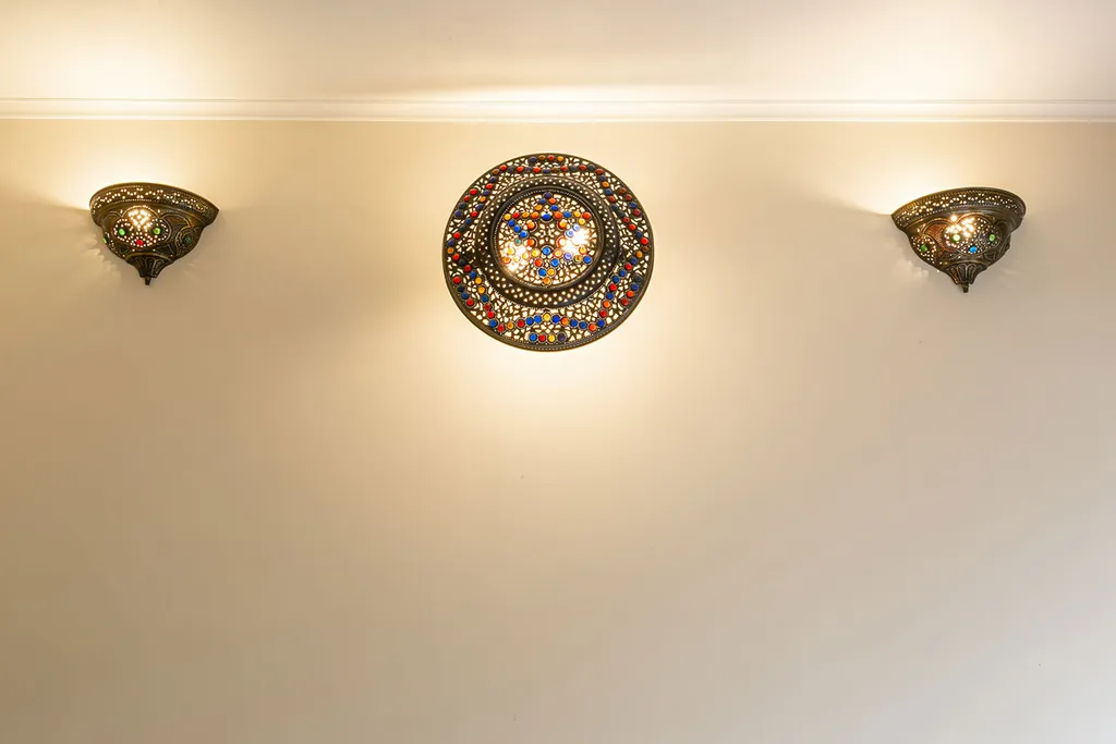 Светлый дом на Сенной