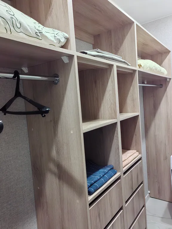 Уютная квартира-студия с кондиционером недалеко от аэропорта