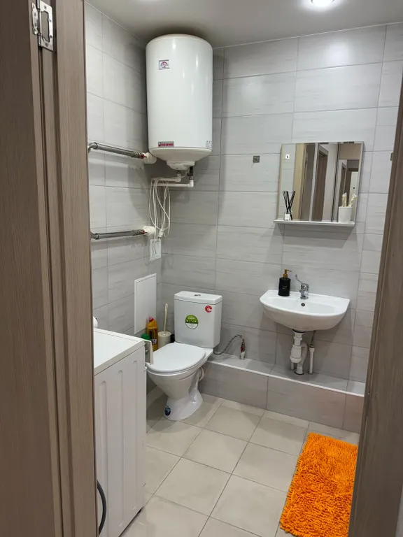 Уютная квартира в центре города напротив музея УГМК