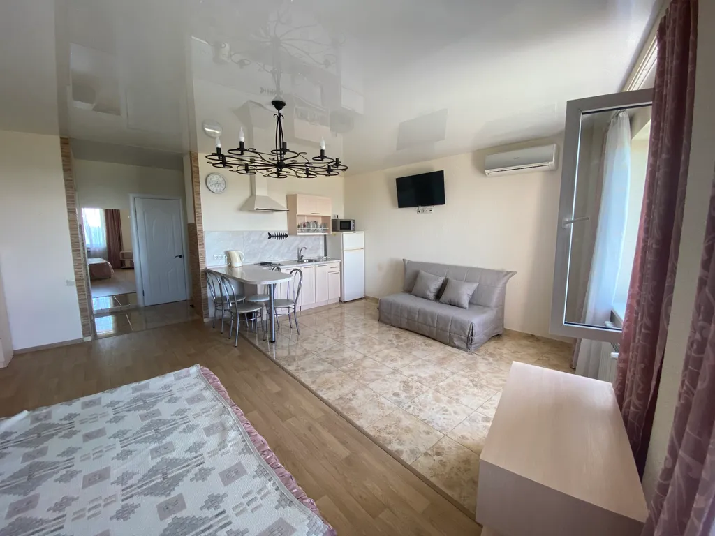 Квартира Квартира на первой береговой линии в центре города, с видом на море — Анапа