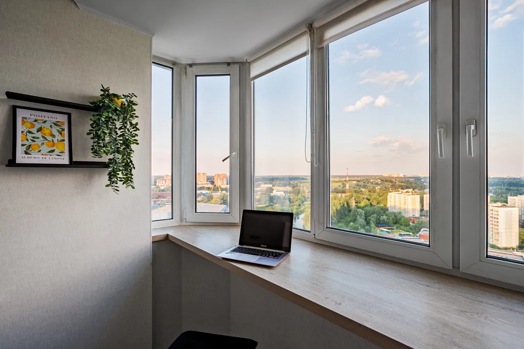 Просторная студия с чудесным видом на речку