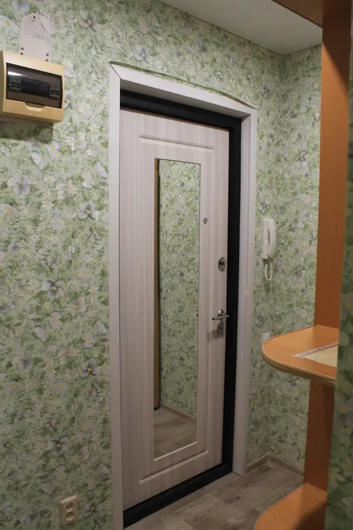 Рядом РДКБ, Кардиоцентр, НИИ Глазных болезней, в 20 минутах от центра