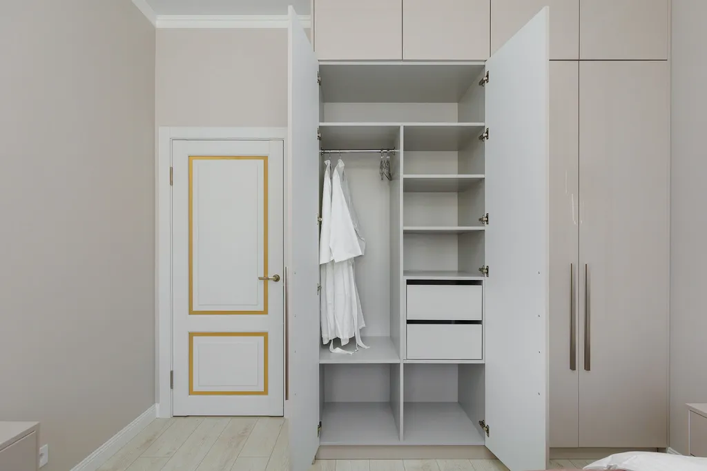 Уютная двухкомнатная квартира с дизайнерским ремонтом возле моря