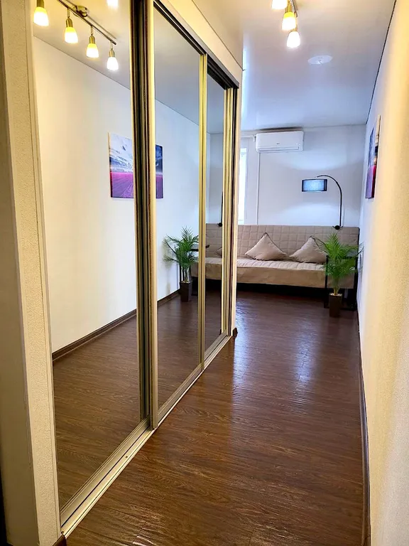 Квартира с видом на озеро