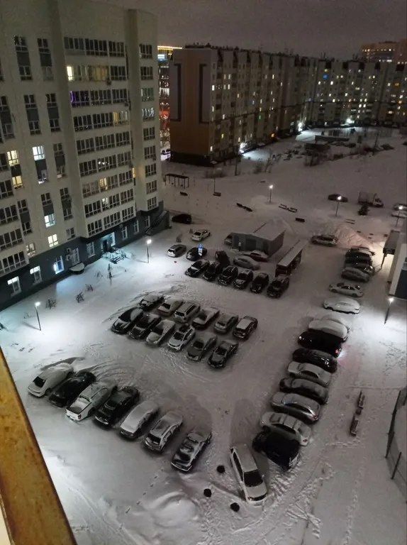 Студия на 10 этаже рядом с ТЦ Метро