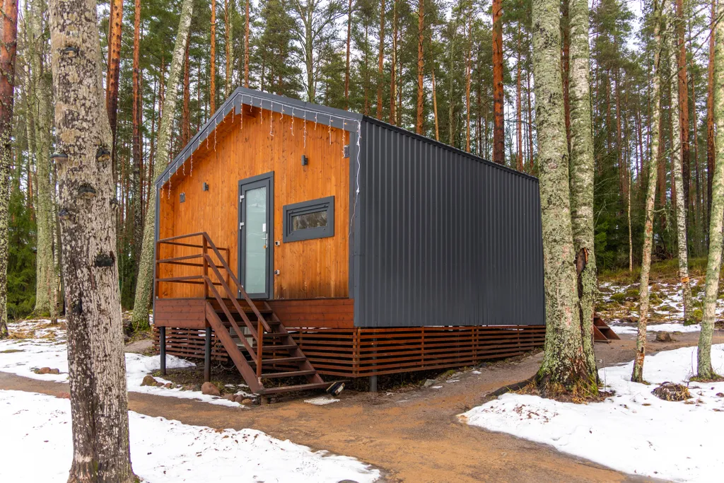 Домик с видом на лес