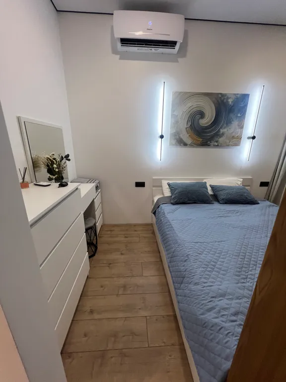 Апартаменты more - первая линия от моря в центре