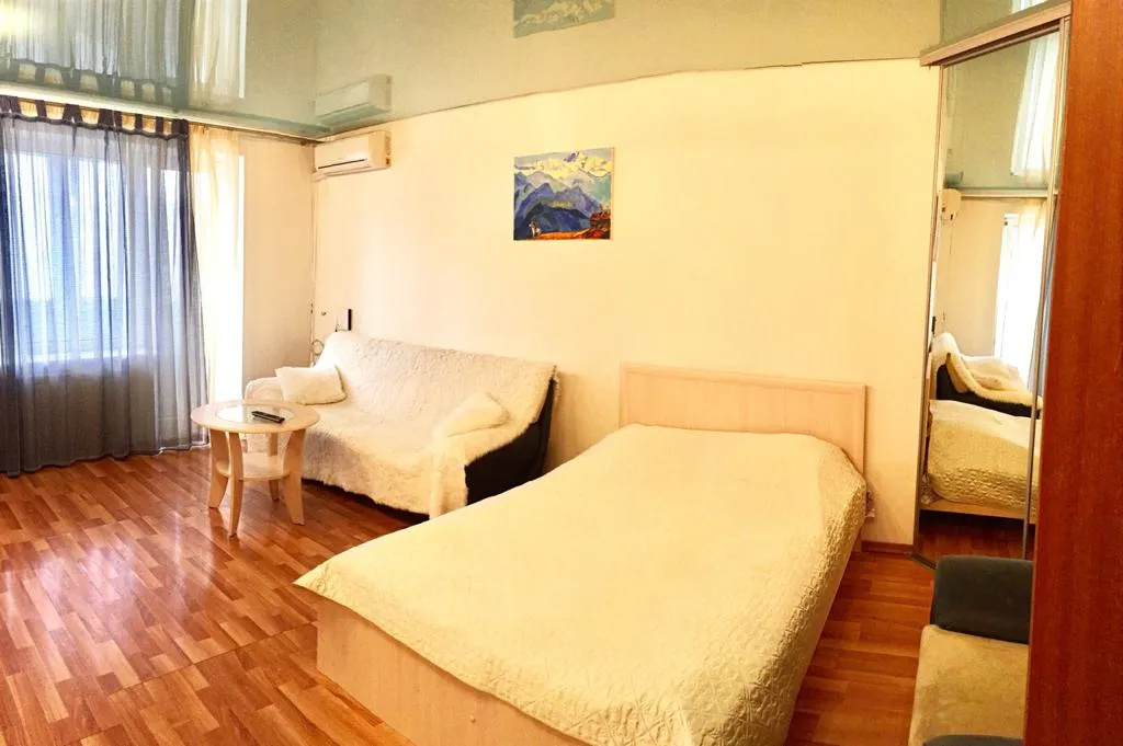 Студия на Набережной рядом Сарниито