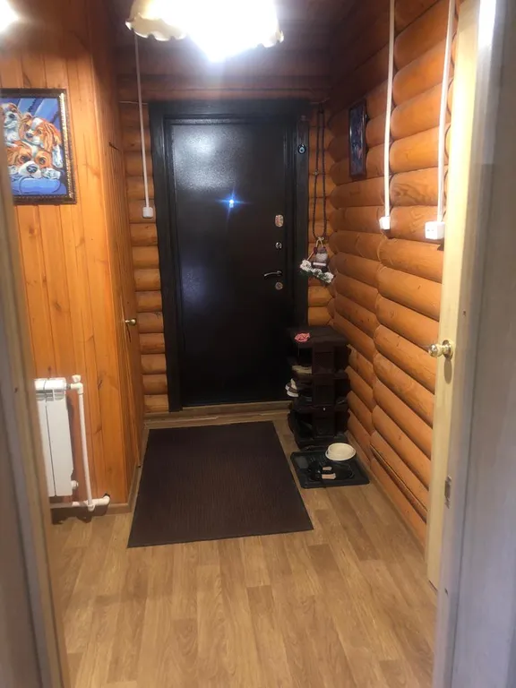 Современный дом из бревна