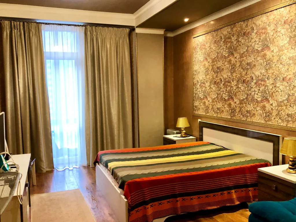 Апартамент вершина в центре