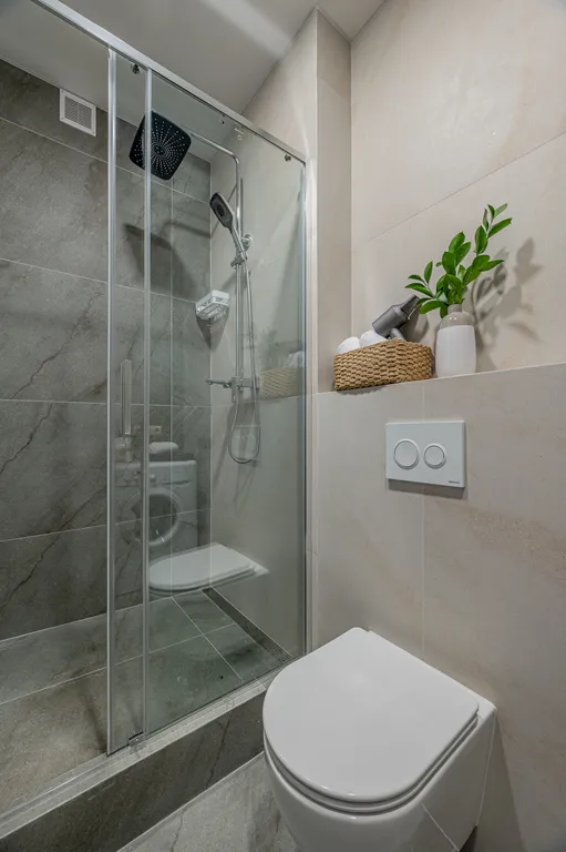 Просторная видовая квартира бизнес-класса в центре