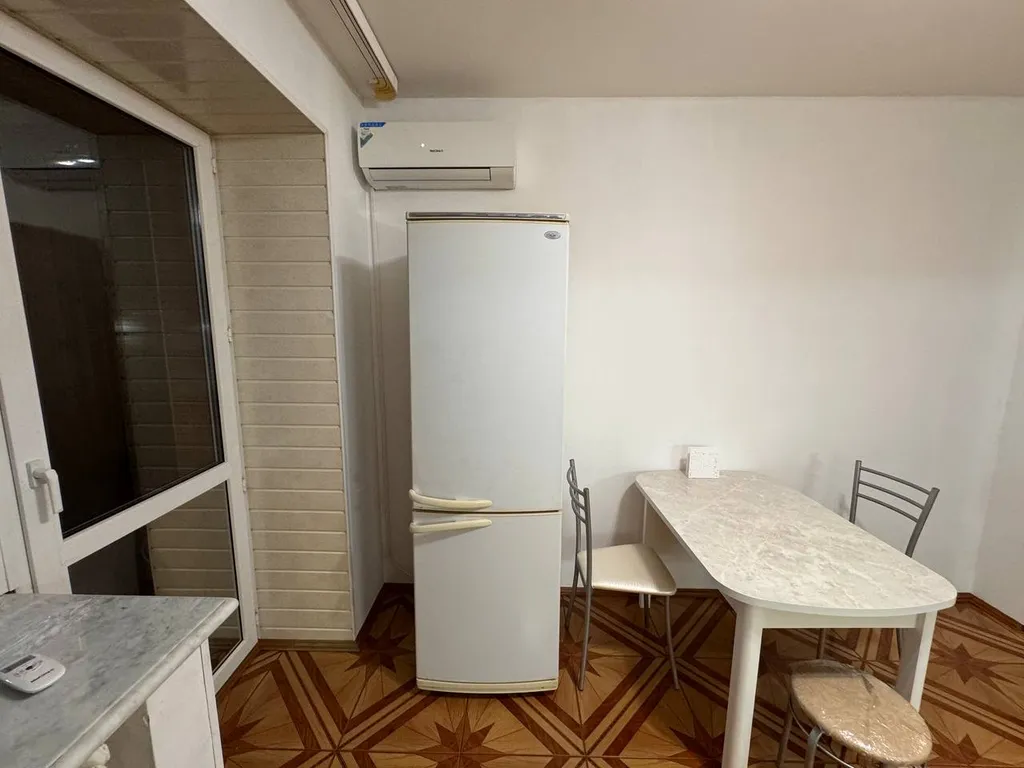 Просторная однокомнатная квартира с высокими потолками