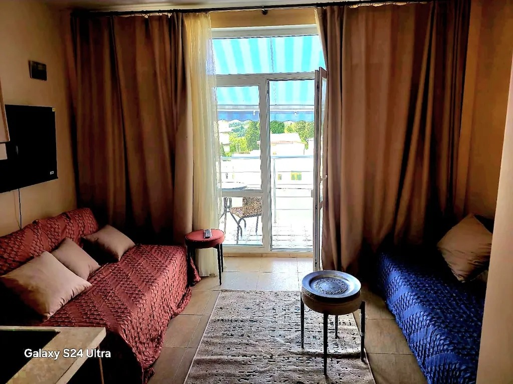 Уютная студия с видом на море