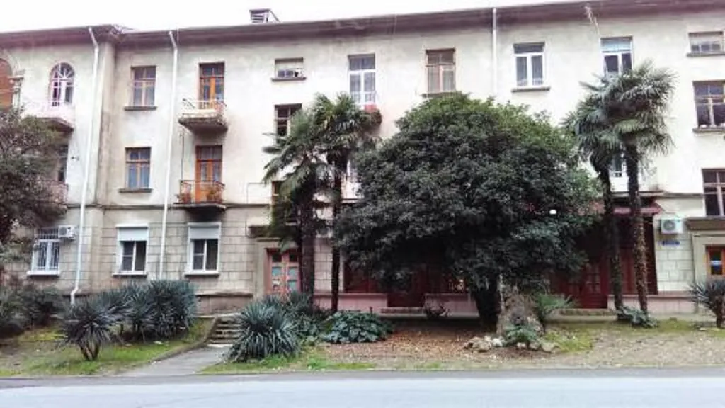 Квартира Комната в трёхкомнатной квартире — Гагра