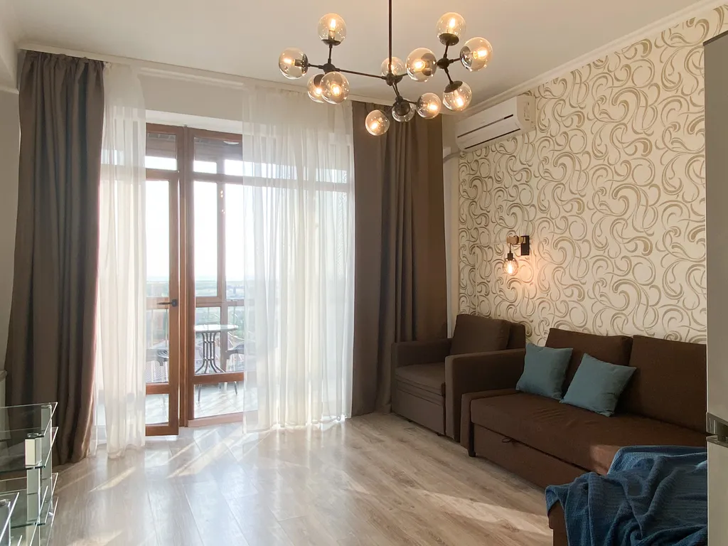 2-комнатные видовые апартаменты с бассейном у моря