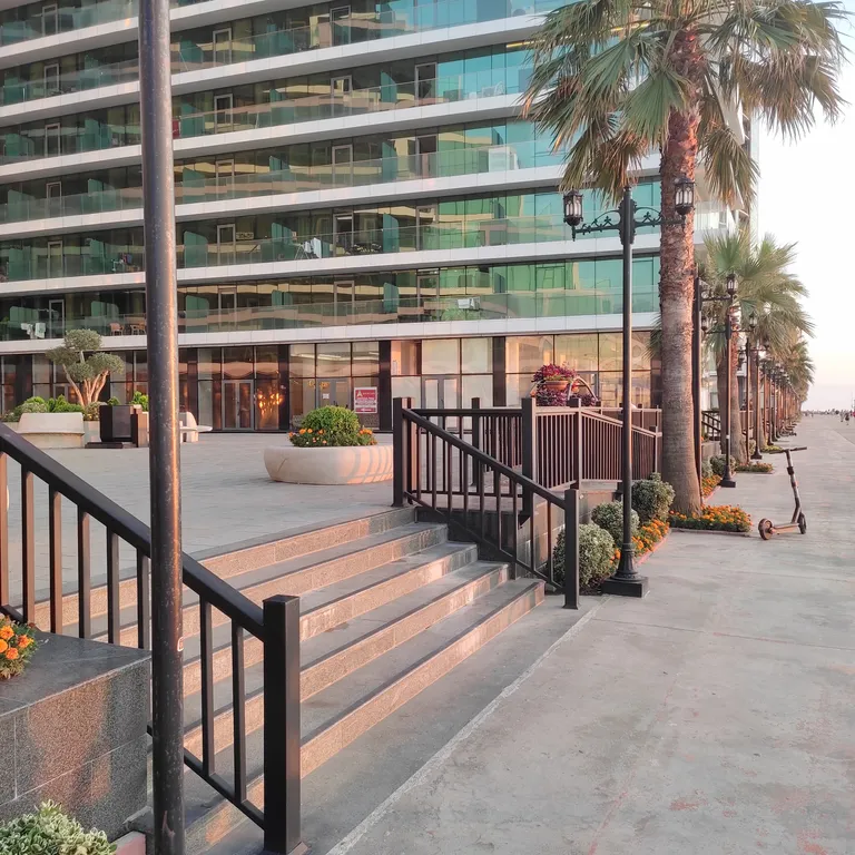 Sea Batumi View | 20m to Beach & Park
Панорама Моря & Приморский Парк