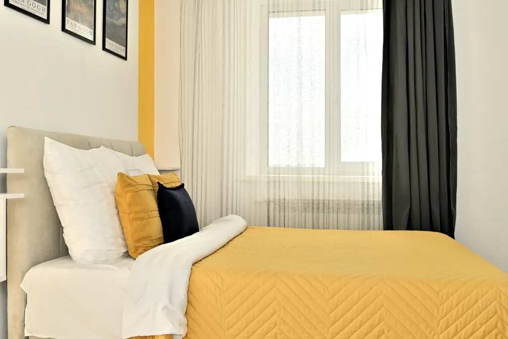 Уютная квартира-студия в центре города с красивым видом