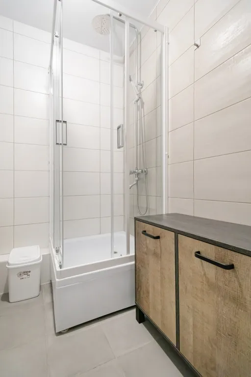 Уютная студия с проектором