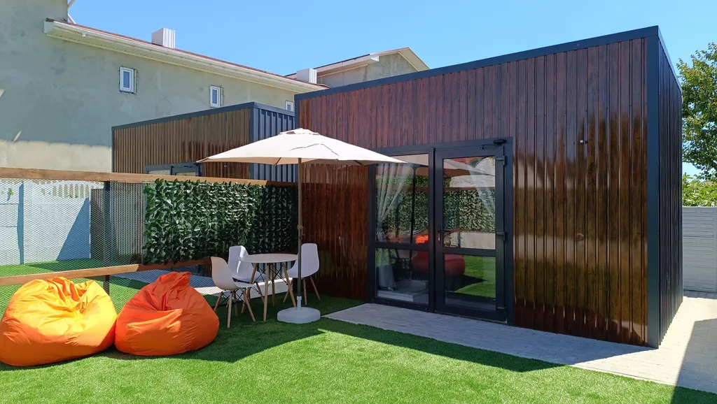 Коттедж Романтический домик для двоих с уютным спальным местом Queen size — аренда посуточно в Береговое (Феодосия)