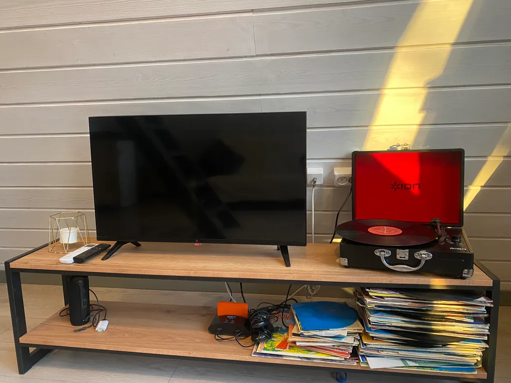 Треугольный дом