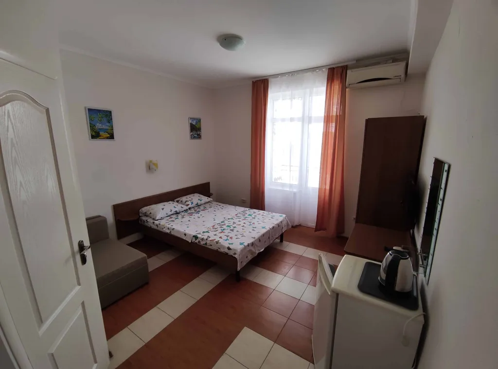 №15 Трёхместный номер с балконом