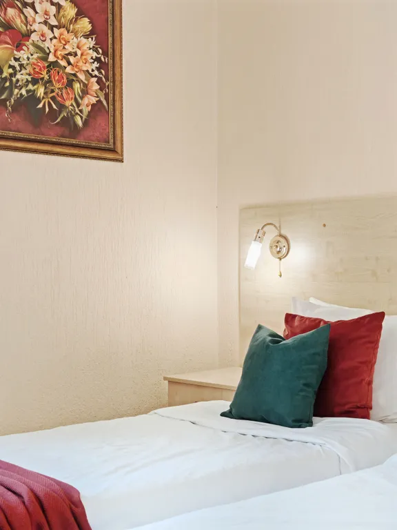 Квартира Квартира Трехместный номер "Комфорт" - тишина, прохлада и уют! — Геленджик