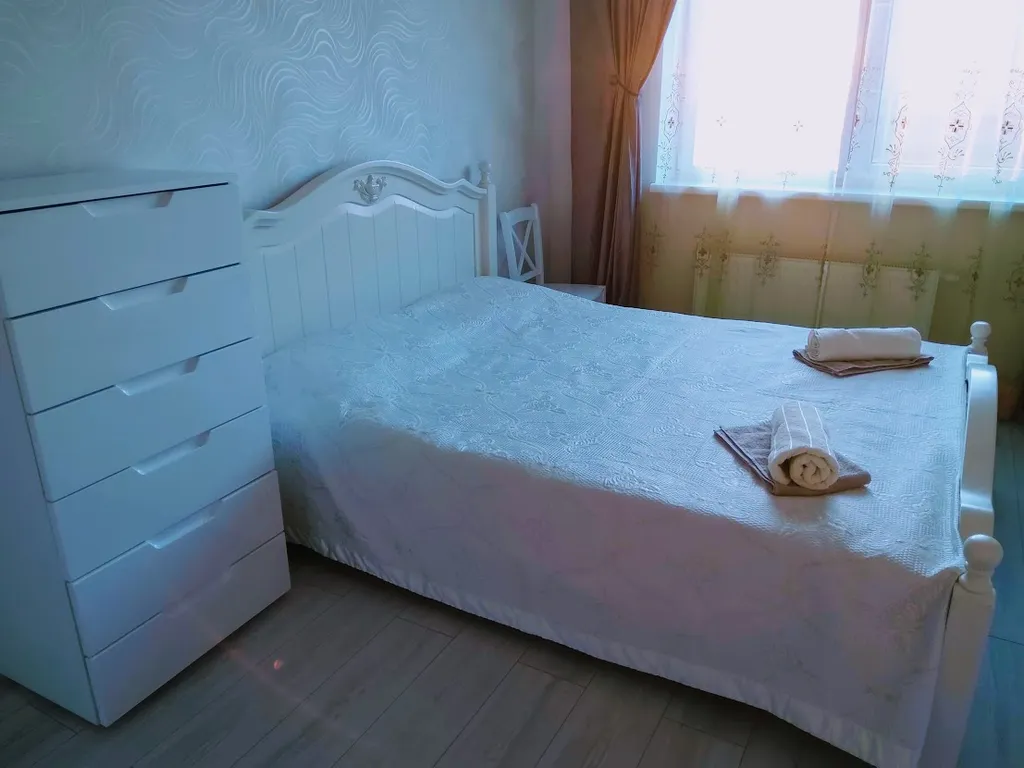 Новая квартира с солнечной террасой между морем и озером