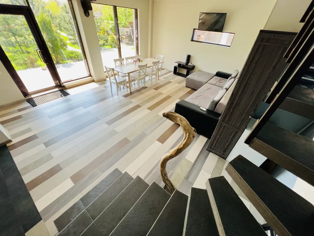 Коттедж Вилла на берегу реки Кубань с бассейном, баней, банным чаном — Елизаветинская