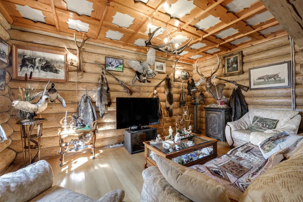 Оригинальный домик для гостей в заповедном месте