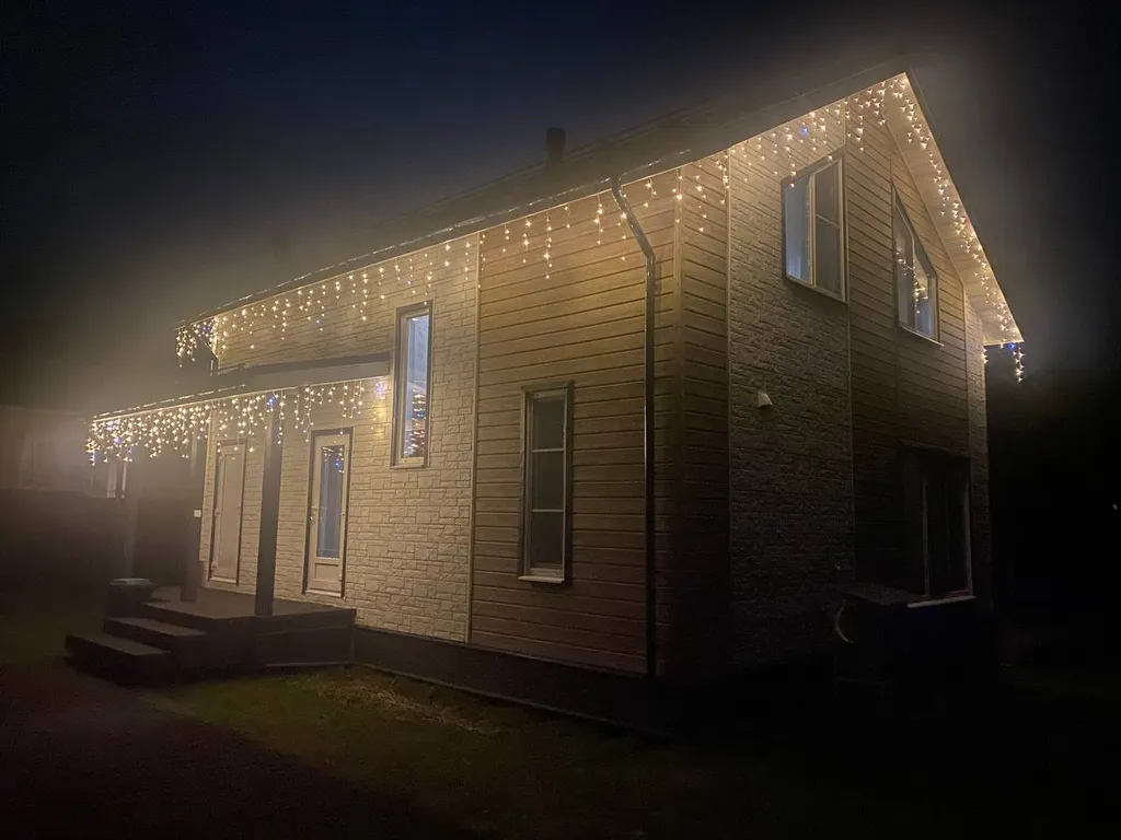 Коттедж Перламутр с сауной и 4 спальнями