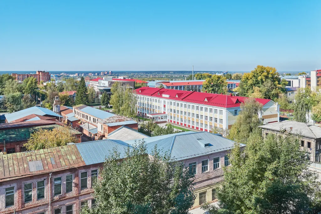 Комфортная двухкомнатная квартира у Лагерного сада