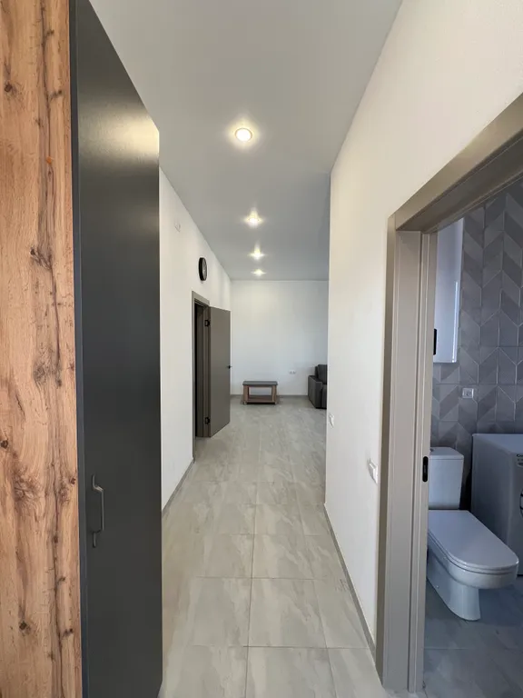 Дом с бассейном и с видом на море и горы