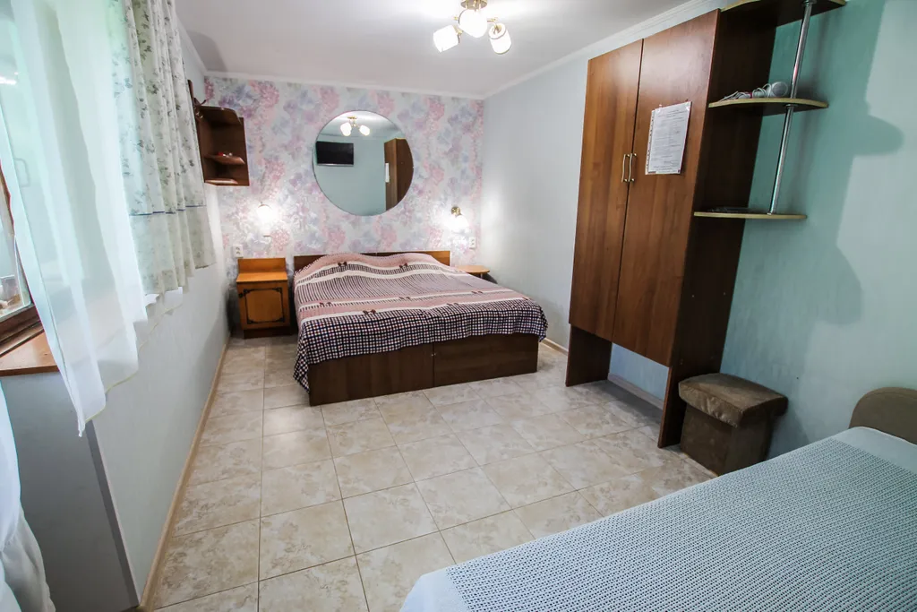 Квартира Отдельный этаж для большой семьи — аренда посуточно в Николаевка