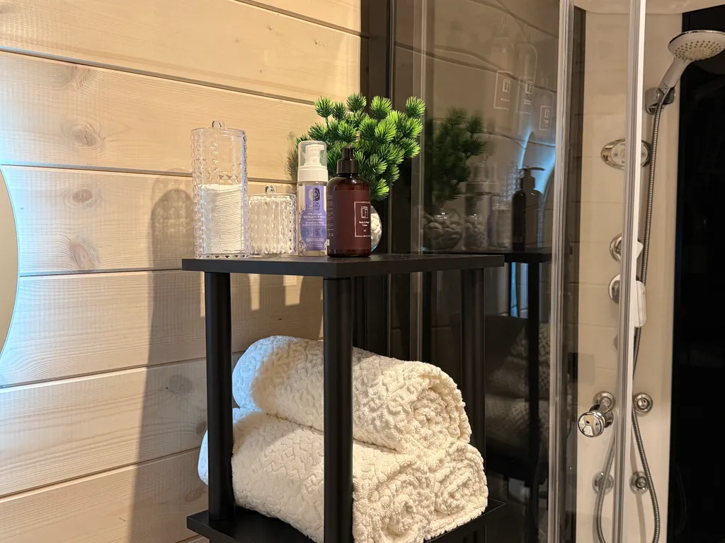 Коттедж Дом с сибирским чаном — Горки