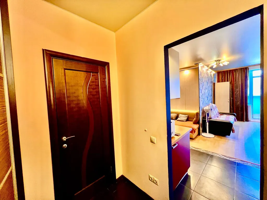 Квартира 1+ евро семейные апартаменты, центр, парковка, кафе, вояж, гудвин, развязка — Тюмень