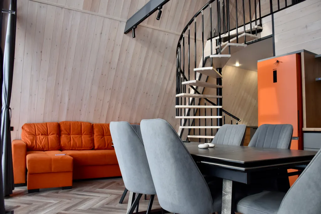 Уютное шале с дизайнерским интерьером