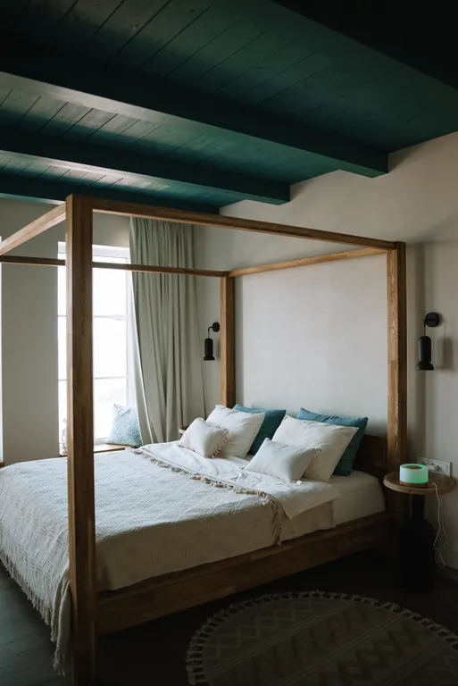 Дом на берегу моря с баней