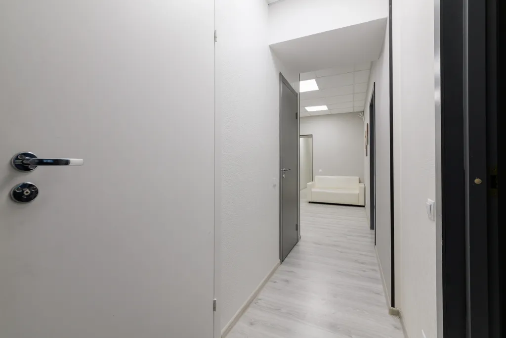 Квартира Просторная квартира у Дворцовой с 4 комнатами DereMRents — Санкт-Петербург