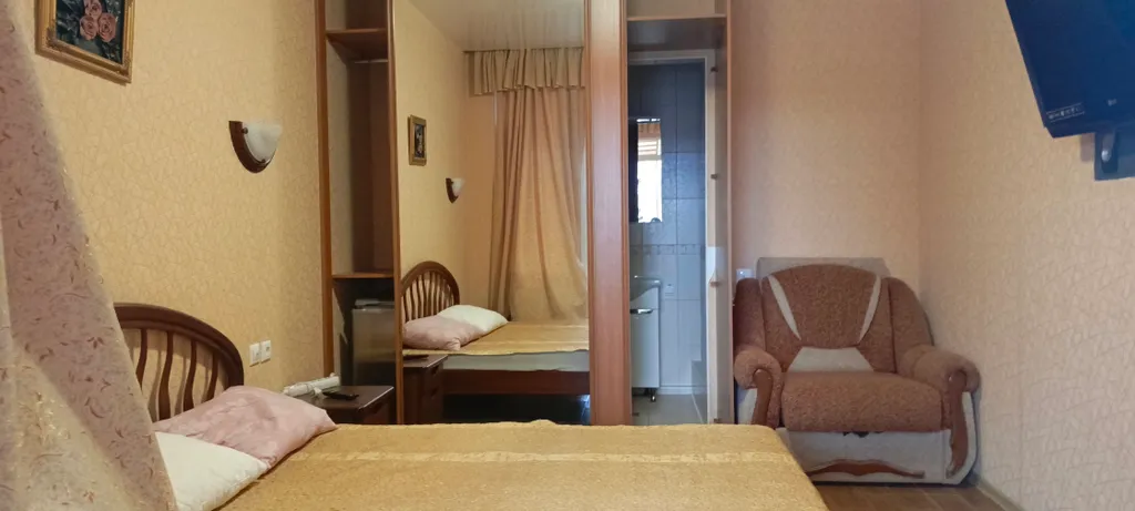 Квартира Золотая комната с отдельным выходом во двор — Геленджик