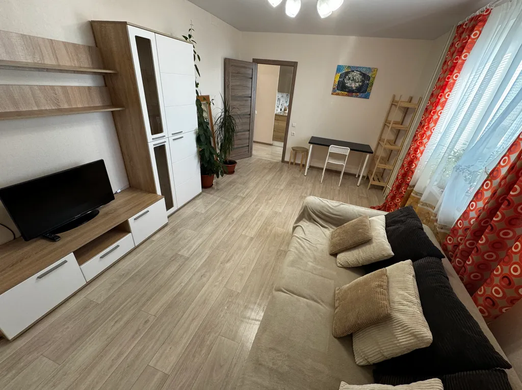 Уютная 2-к квартира около озера