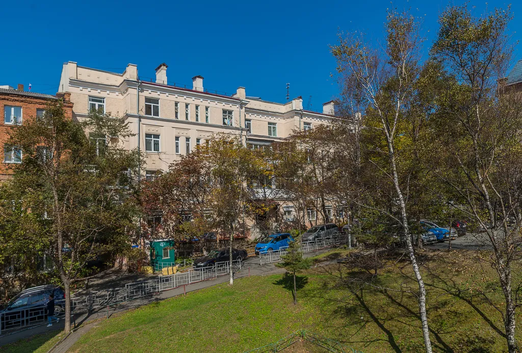 2-комнатная сталинка с террасой в ультрацентре с парковочным местом