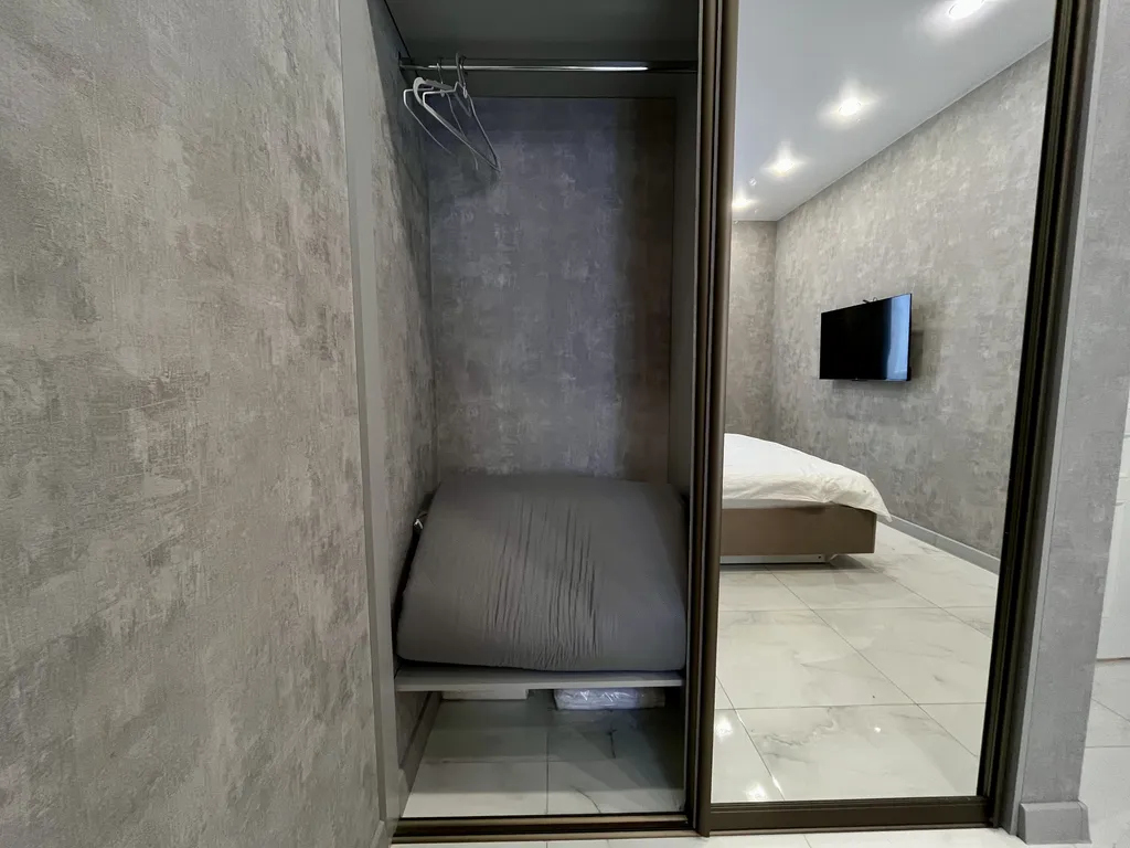 Просторная квартира со стильным интерьером и уютной атмосферой