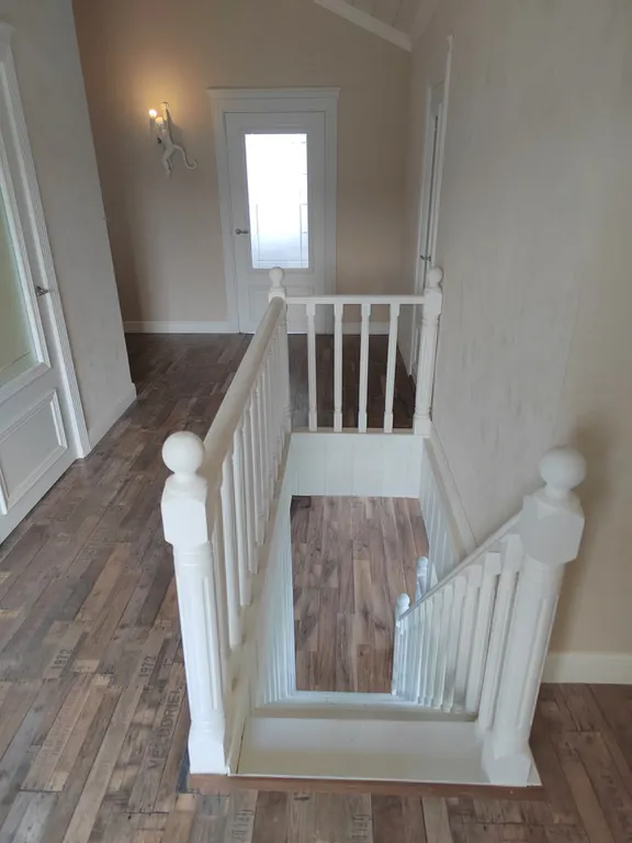 Дом коттедж с дизайнерским ремонтом