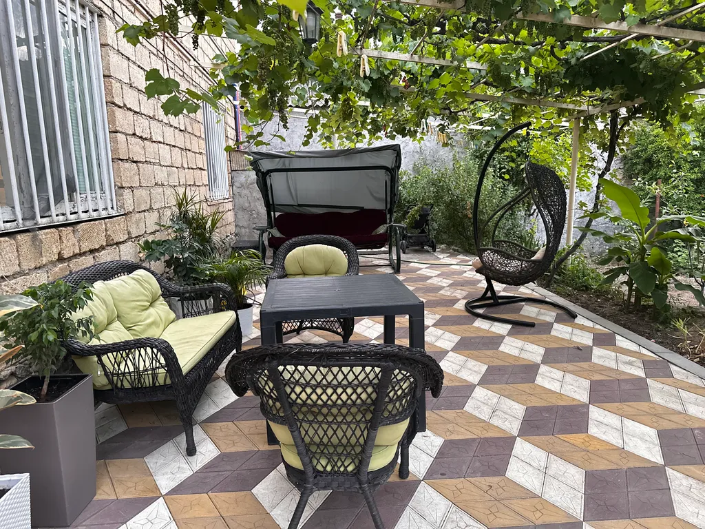 Уютный просторный дом со двором, круглосуточная вода