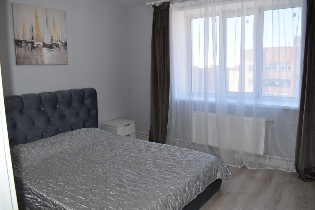 Новая дизайнерская квартира с новым ремонтом и мебелью