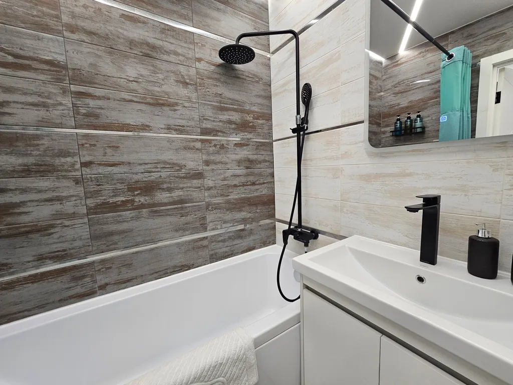 Тёплый свет — уютные апартаменты для комфортного отдыха