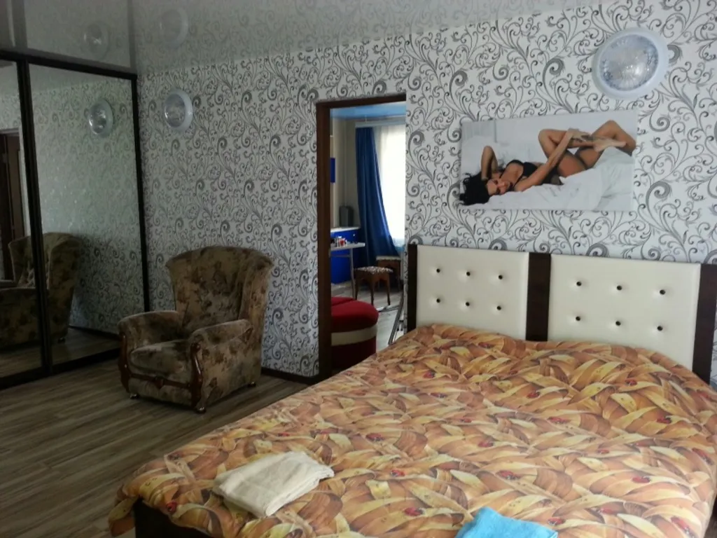 Уютная квартира у лечебного озера, рядом санатории