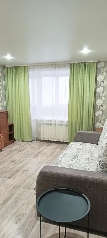 Однокомнатная квартира возле центра имени Илизарова — аренда посуточно в Курган