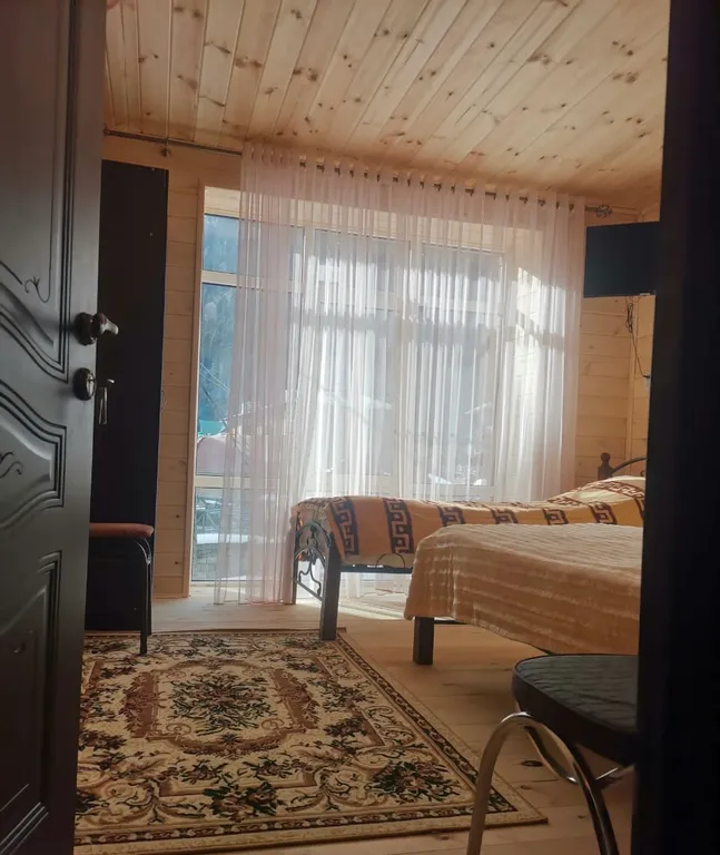 Уютный 3-х этажный коттедж в центре Домбая — аренда посуточно в Домбай