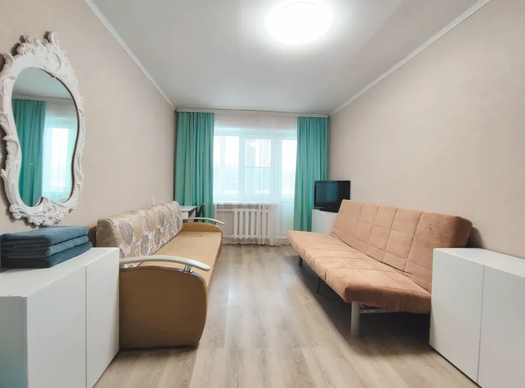 Оригинальная 1-комнатная квартира с застекленной лоджией